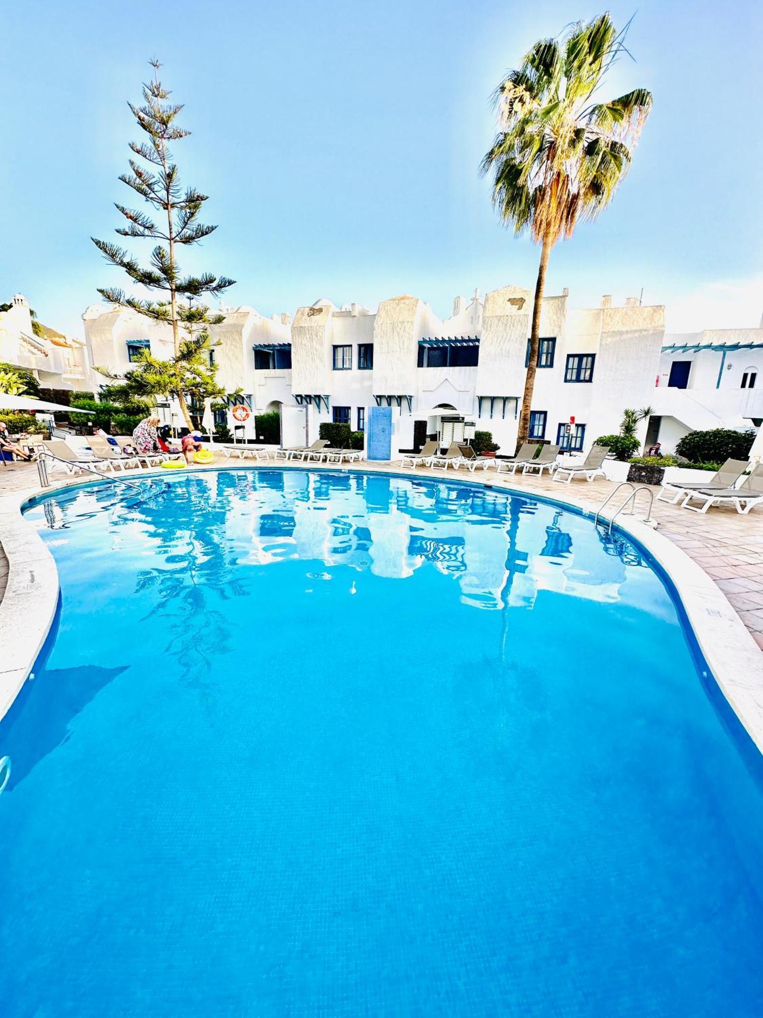 Luxury Villa Fanabe With Private Garden Costa Adeje  Bagian luar foto