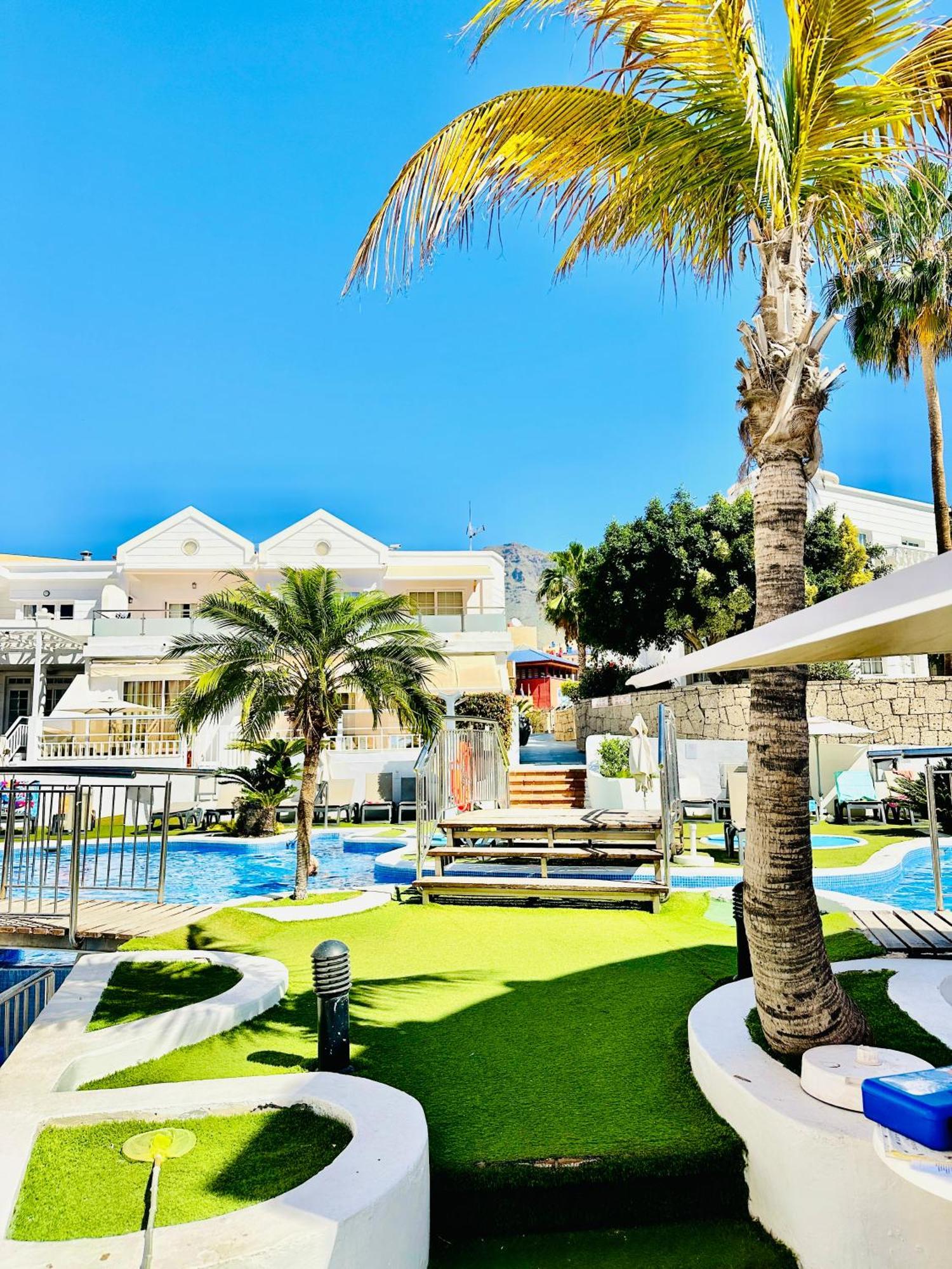 Luxury Villa Fanabe With Private Garden Costa Adeje  Bagian luar foto